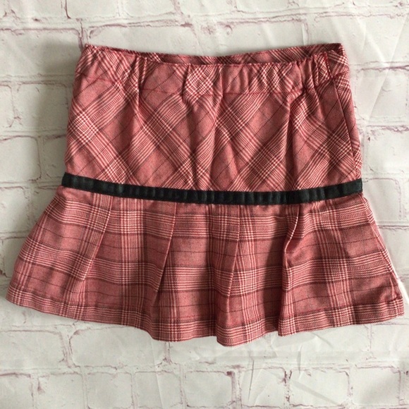 Girl Connection Red Plaid Skirt with Attached Shorts - Size 4 - Picture 2 of 5